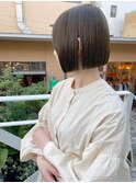 ミニボブ×オリーブグレージュ！柔らかい質感