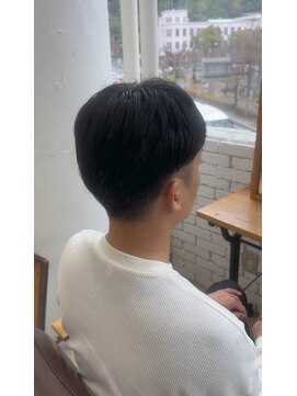 短すぎない刈り上げスタイル