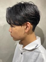 ニコ トウキョウ ヨコハマ(nico)&nbsp;メンズセンターパートニュアンスパーマ毛流れメンズパーマ刈上げ