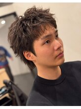 【攻めの短髪】スパイキーショート×パーマで魅せるエッジ