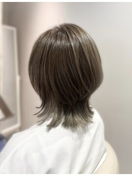 イリス 栗平(iiris) ミディアムウルフ