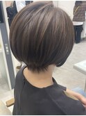 ショートボブ