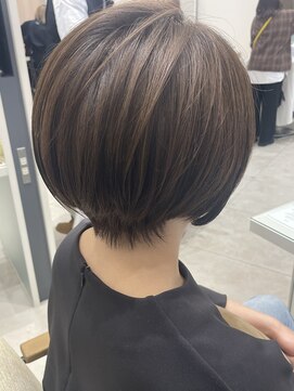 ゼルアヴェダ イオンモール与野(ZELE AVEDA) ショートボブ