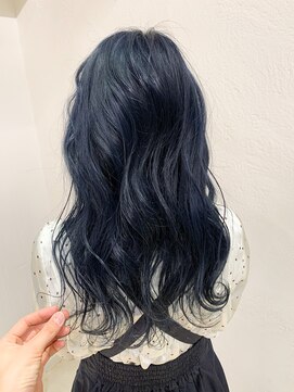ヘアーアンドスパ メル(hair&spa m.e.l by origami) ビンテージブルー