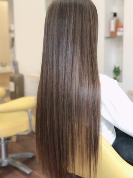 ジールヤマグチ 大蔵店 アッシュ×ベージュ