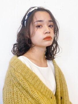 マグノリア オモテサンドウ(MAGNOLiA Omotesando) ゆるめのスパイラルパーマアレンジ・・・YOSHIBA