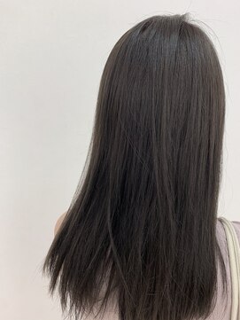 エヌプラス(N+) 黒髪グラデヘアーオリーブグレー小顔に見せるヘアココアベージュ