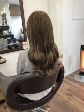 ニーナ ヴィジョン(NINA visioN) カット+プルエクステ