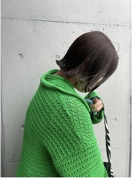 アチーブリス(achieve Liss) 切りっぱなし外ハネボブ　ナチュラル黒髪×暗髪