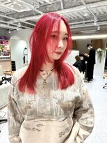 ゼストララ(ZEST Lara)&nbsp;ピンクレッド×顔周りレイヤーカット【吉祥寺】
