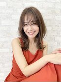外ハネ マロン ミルクティーベージュ ミディアム