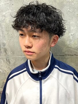 アルフレッド 瑞穂店(alfRed) ツーブロック　マッシュ　波巻きパーマ　束感　メンズショート