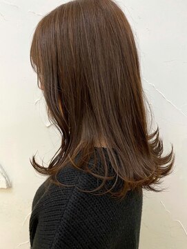オッジ 西新店(Oggi) ワンカール　セミディ　レイヤーカット　ヘーゼルブラウン