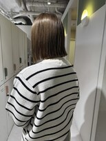 ムーム(Momb)&nbsp;顎下2センチボブ