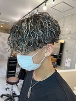 メッシュハイライトスパイラルパーマツイストパーマツーブロック