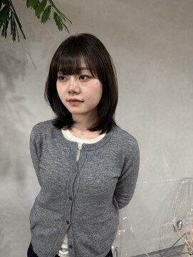 クム 横浜(qumu) 【qumu】ミディアム×オリーブ