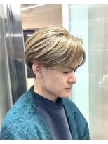 リベル(LIBER)&nbsp;センターパート/ミルクティーベージュ/ブリーチ/ダブルカラー