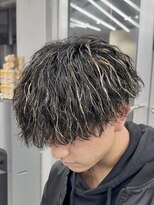 オーバル ジングウマエ(OVARL jingumae) 縦落ちツイストスパイラルハイライト