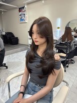 シェノン サントル(CHAINON CENTRE)&nbsp;透明感とまろみのあるブラウン×艶っぽワンホンレイヤー/梅田