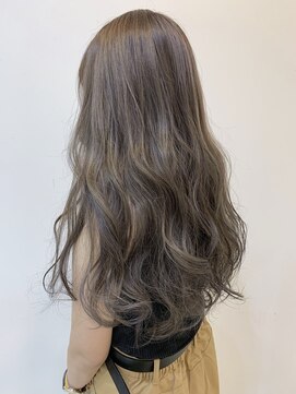 ケリーズグリーン(Kelly's Green) ロングウェーブ × ハイライトカラー