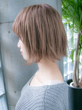 ルティア 池袋(Lutia) 外ハネベージュ×顎ラインボブ!