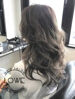 ルーヴェ(LOWE)&nbsp;【LOWE能瀬】ハイベージュロング ネオウルフ アッシュブラウン