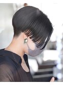 【SHARON原宿】切りっぱなし黒髪ハンサムショート