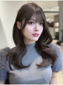 韓国ヘア 小顔に見せるフェイスレイヤー 透けるミルクグレージュ