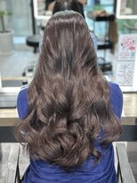 サヴォア(Savoir)&nbsp;【安藤】艶感×透明感を叶えるラベンダーグレージュ