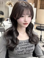 ジィルム(XELM)&nbsp;韓国レイヤーカット/ブリーチ/レイヤーカット/ダブルカラー