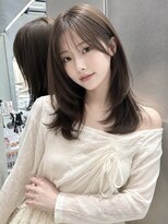 シーシンジュク 新宿南口(Sea shinjuku)&nbsp;ワンホンレイヤ ー×ダークブルー[デジタルパーマ/ボブ/韓国]