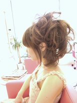 ラチャウ(La.Ciau)&nbsp;フェミニンサイドアップ