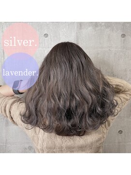 シュプバイトゥーミー(sup.by tomee) highlight【担当 末吉】