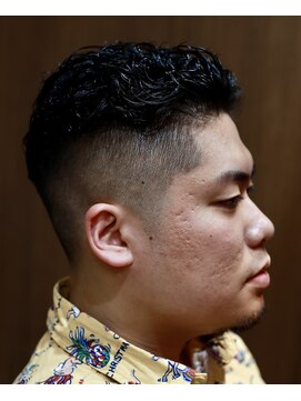 バーバーショップ スバル(BARBERSHOP SUBARU) ＜理容室＞＜バーバー＞フェードハードパーマオールバックパーマ