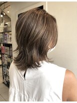 ペネロープ(Penelope)&nbsp;［新宿］ウルフレイヤー/ハイライト/グレージュ　担当　夕島