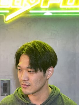 グリーディーフォックス 代々木(Greedy FOX) かき上げヘア/サイドパート/韓国マッシュ/フェードカット/代々木