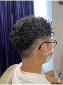 癖毛でもまとまるメンズデザインカット