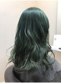 ミントグリーン