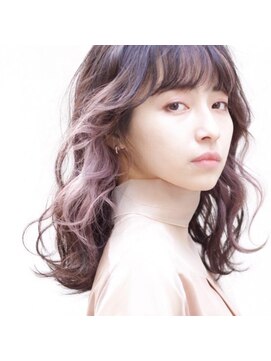 エアー 横浜(AIR) 【湯田】ピンクインナーカラー＋ミディアムレイヤー