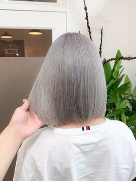 ロイス 渋谷(ROIS) ボブルフ/ネビージュ/小顔/ワンレン/スモーキーアッシュ[渋谷駅]