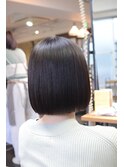 首元スッキリボブスタイル