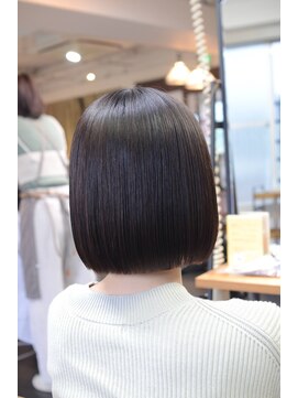 ポタム 東中野(potamu) 首元スッキリボブスタイル