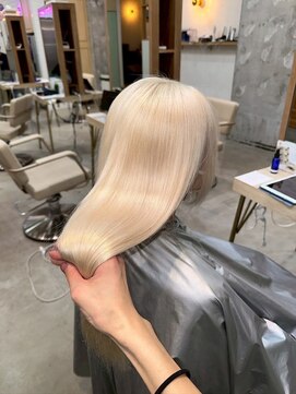 ヴァイス 新宿店(VAICE) white blond