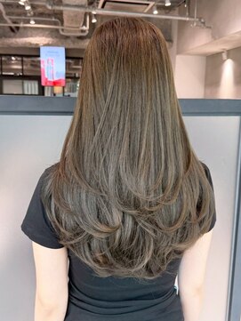 アイティーバイアルバム 下北沢店(IT by ALBUM) おくれ毛オリーブベージュ顔周りレイヤーロング_ba556791