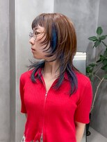 テトヘアー(teto hair)&nbsp;レイヤースタイルミディアムウルフインナーカラーブリーチ