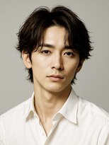 ハレ ヘアサロン(Hale hair salon)&nbsp;Hale刈り上げセンターパートフェザーパーマニュアンスパーマ原宿