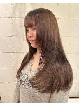 ランプ 代官山(the lamp) 大人可愛いロングハイレイヤー透明感アッシュベージュストレート