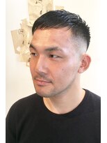 メリケンバーバーショップ コウベ(MERICAN BARBERSHOP KOBE)&nbsp;ビジカジアーバン刈り上げにイメチェン