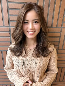 ヴィコロ(vicolo) アッシュベージュ