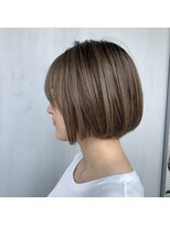 イン(in.)&nbsp;シアーベージュ